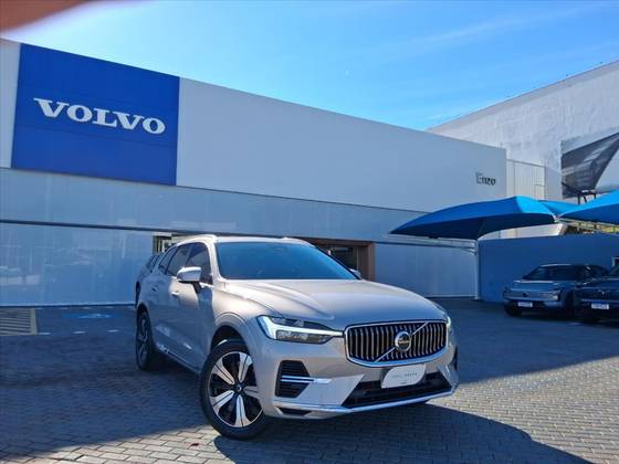 VOLVO XC60 2.0 T8 RECHARGE PLUS AWD GEARTRONIC